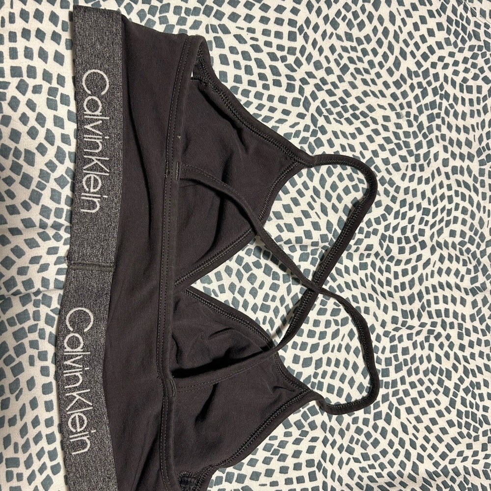 Calvin Klein bra - Picture 3 of 3